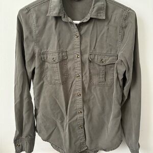 Aeropostale Button-Up Shirt